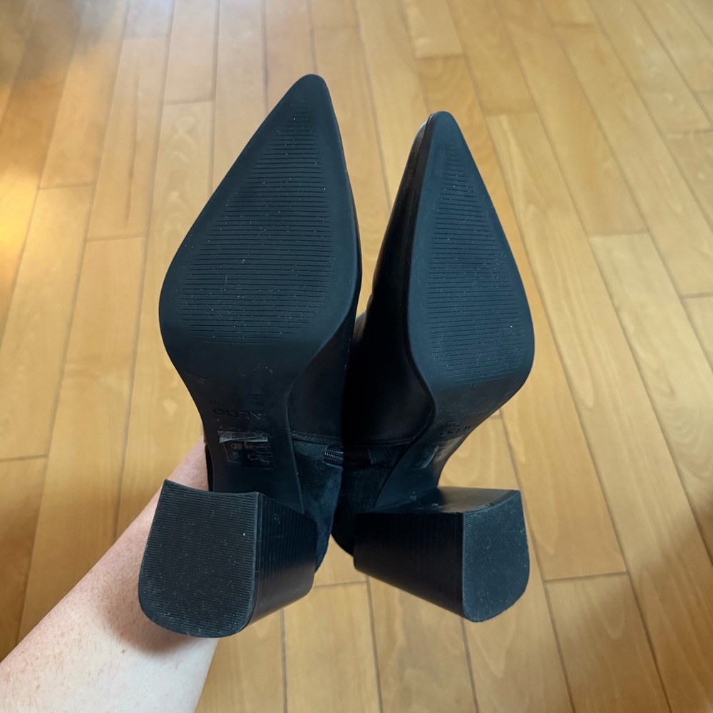 Aldo Sleek Black Heeled Boots - Picture 4 of 5